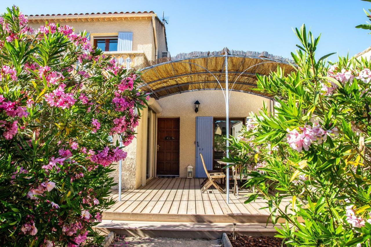 Villa in Provence with private pool LʼIsle-sur-la-Sorgue Esterno foto